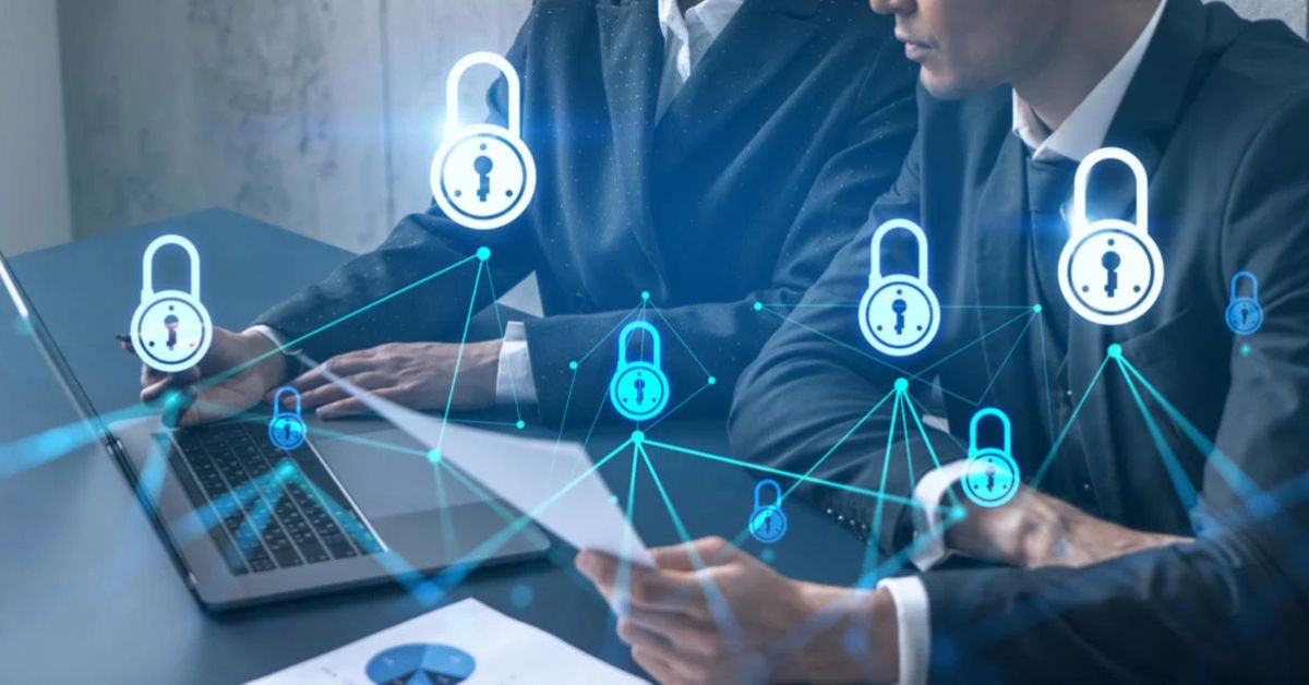 How Cybersecurity Analysts Detect And Contain Threats?